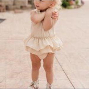 Bailey’s Blossums Peplum Ruffle Romper- Size 0-3